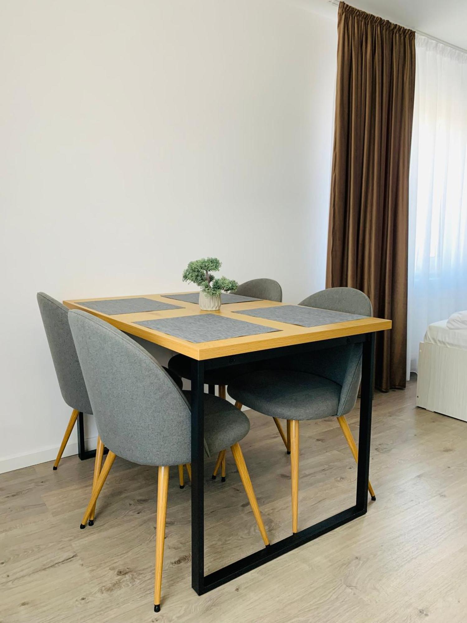 Wonderland Apartment Bistrita  Exterior photo